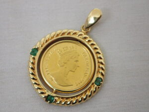函館 買取 エリザベス2世 金貨 ペンダントトップの画像
