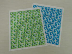 販売する普通切手シート110円・500円の画像
