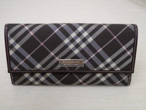 バーバリーブルーレーベル長財布の買取実績写真