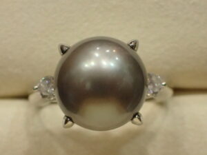 函館のアルタマート五稜郭店で買取したパール 指輪 ブラックパール＆ダイヤリング