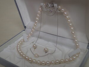 函館 のアルタマート五稜郭店で 買取した宇和島産 アクセサリー あこや本 真珠