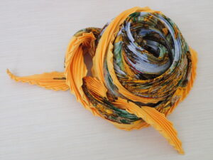 函館のアルタマート五稜郭店で買取したエルメス スカーフ Hermes エルメス プリーツスカーフ シルク100%