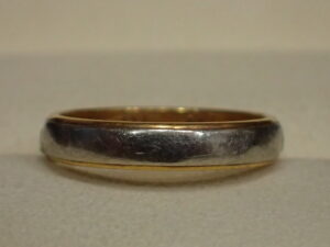 函館のアルタマート五稜郭店で買取した金［リング］コンビリング