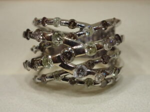 函館のアルタマート五稜郭店で買取したダイヤモンド リング K18WG ダイヤモンド2ct